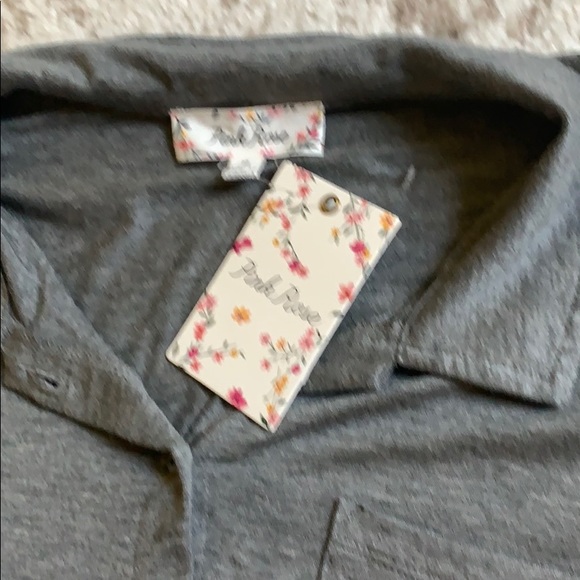 Cropped button down - Picture 2 of 3